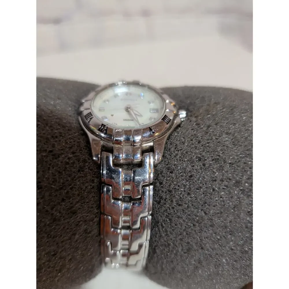 Seiko Coutura Ladies Watch 7N82-0CG0 Mother of Pearl Diamond Bezel Two-Tone